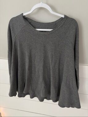 We the Free - gray thermal top